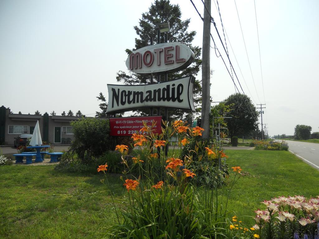 Motel Normandie Louiseville Εξωτερικό φωτογραφία