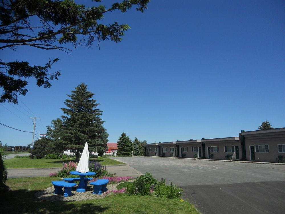 Motel Normandie Louiseville Εξωτερικό φωτογραφία