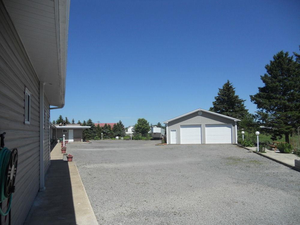 Motel Normandie Louiseville Εξωτερικό φωτογραφία