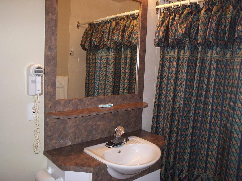 Motel Normandie Louiseville Εξωτερικό φωτογραφία