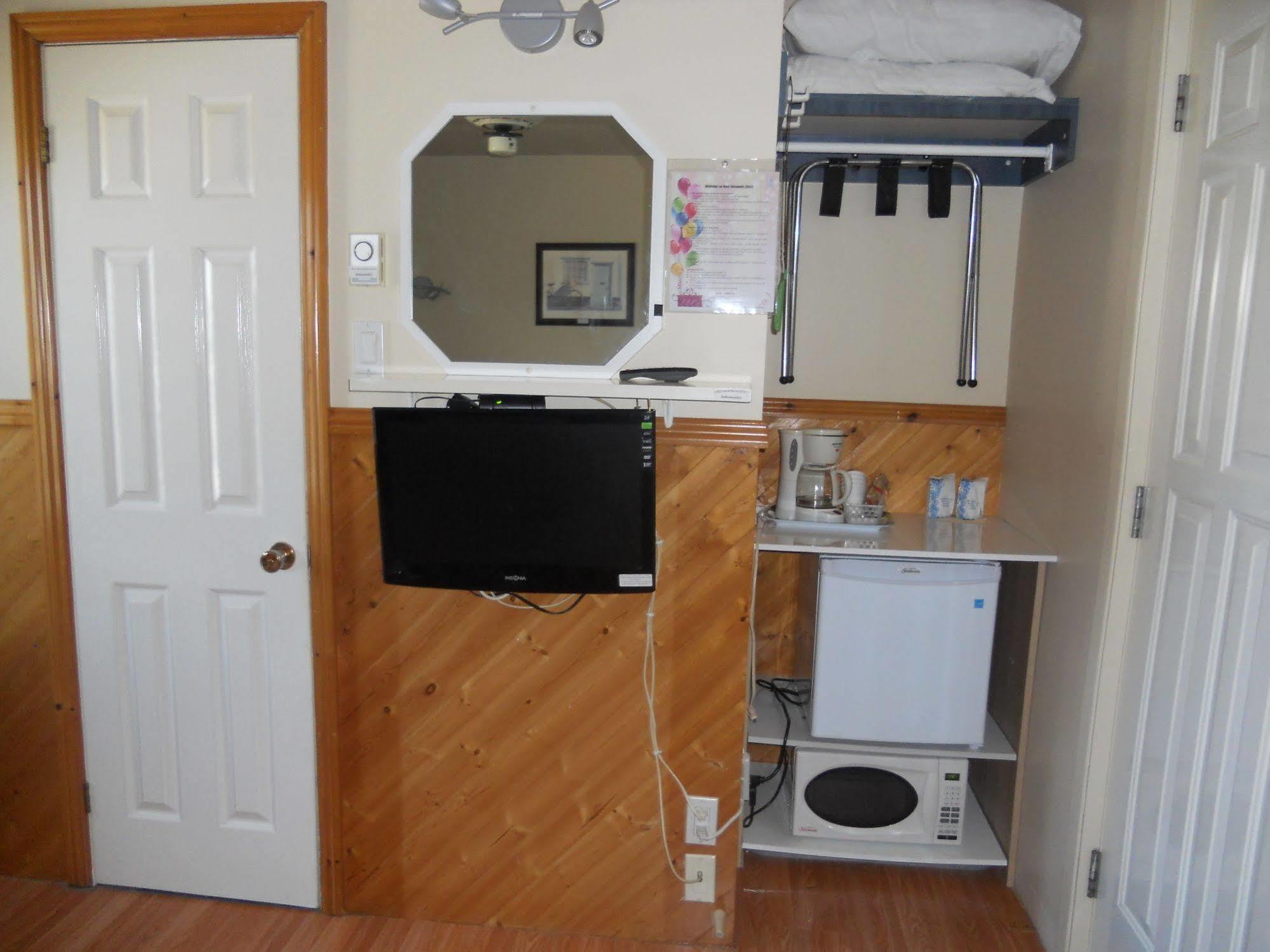 Motel Normandie Louiseville Εξωτερικό φωτογραφία